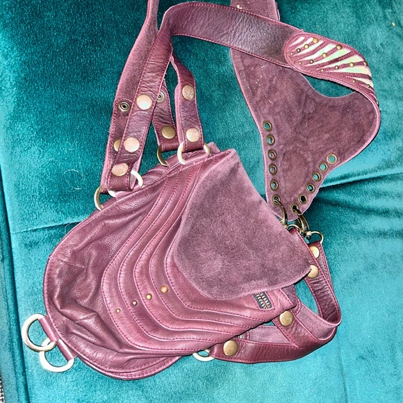 Handmade leather shoulder holster festival bag - Picture 12 of 12